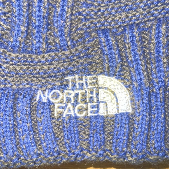North face hat - Picture 2 of 2